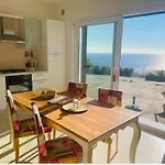 Bella Vista 180grad Fantastischer Meerblick & Pool Apartment