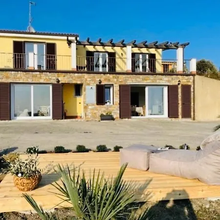Bella Vista 180grad Fantastischer Meerblick & Pool Poggi