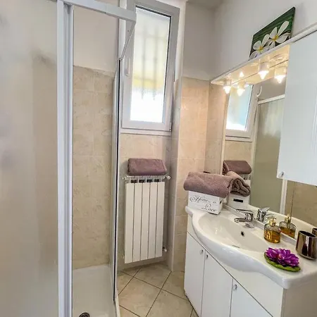 Bella Vista 180grad Fantastischer Meerblick & Pool דירה Poggi
